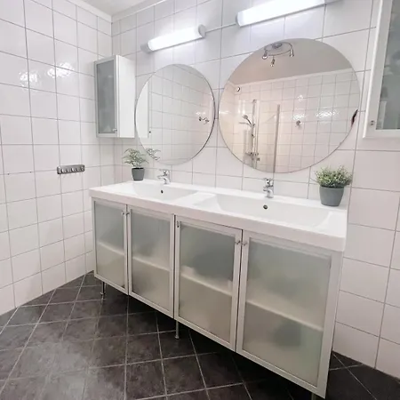 Apartmán 2br, 2 Parking Spots, Ev-charger And Office Trondheim