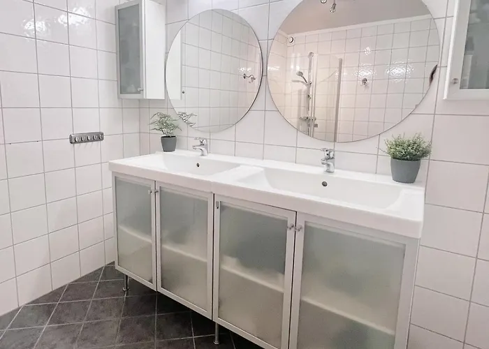 Lägenhet 2br, 2 Parking Spots, Ev-charger And Office Trondheim