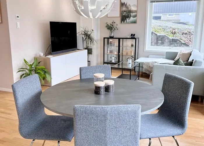 2br, 2 Parking Spots, Ev-charger And Office Trondheim